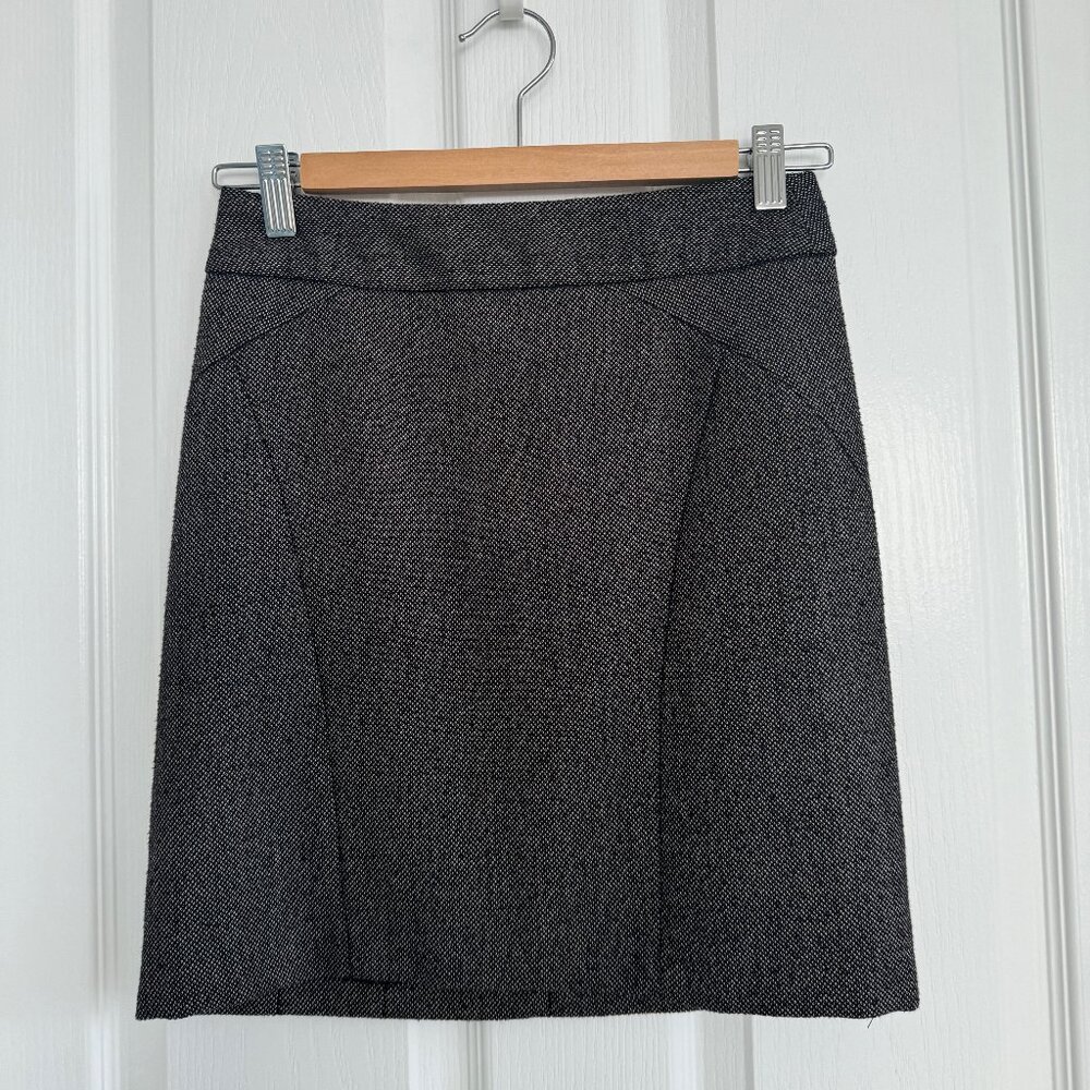 banana republic skirt : 00P : like NEW